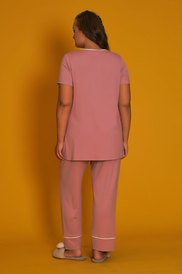 PYJAMAS WITH CONTRAST PIPING