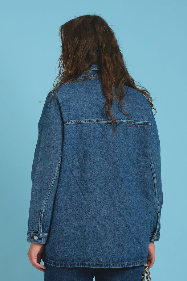 STUDDED DENIM JACKET