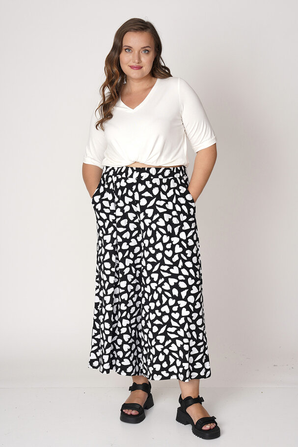 PRINTED RELAXED SHORT TROUSERS