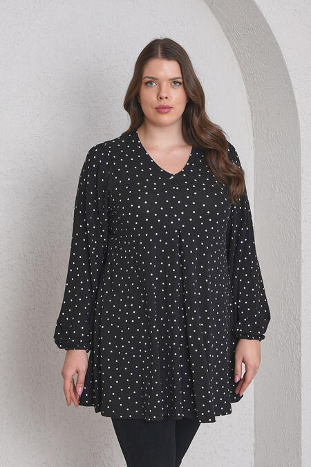 54140 - PUANTİYE DESENLİ PİLELİ BLUZ