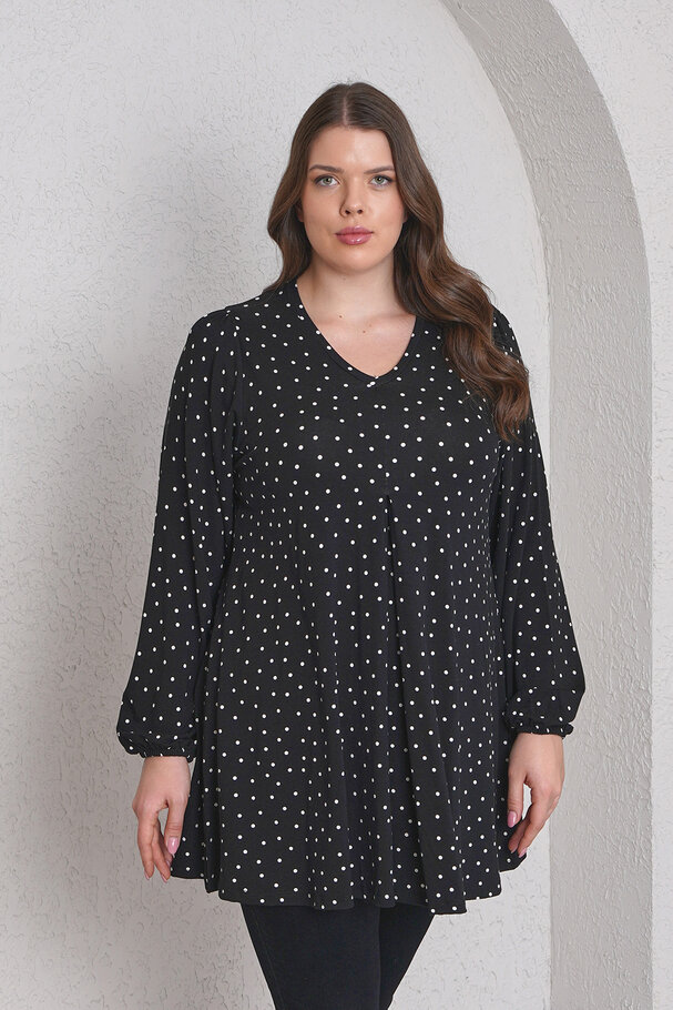 PUANTİYE DESENLİ PİLELİ BLUZ