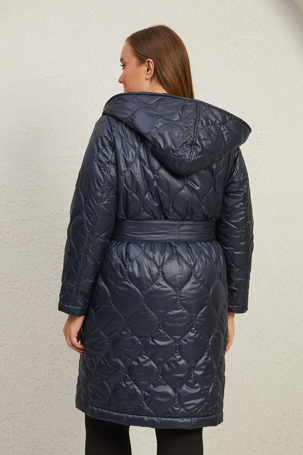 QUILTED COAT WITH WATER AND WIND PROTECTION