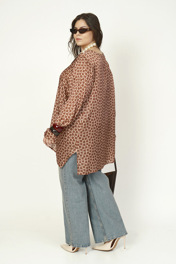 RETRO PETER PAN COLLAR SHIRT