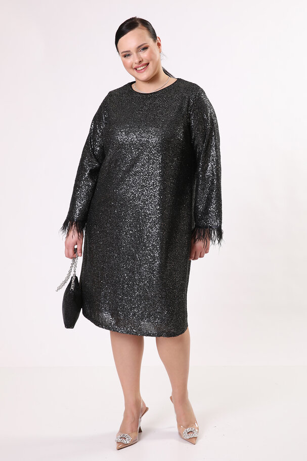 SEQUINED DRESS WITH FRINGINGS