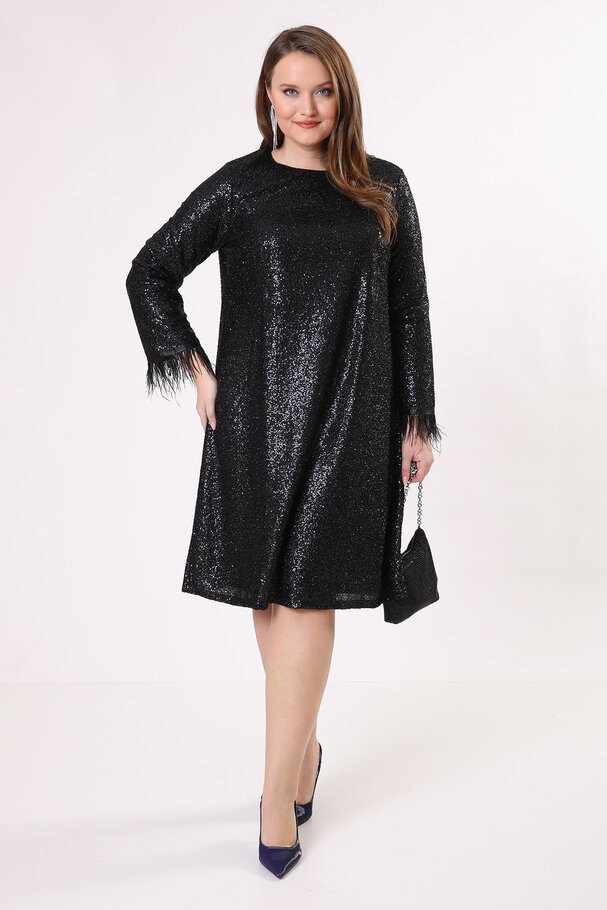 SEQUINED DRESS WITH FRINGINGS