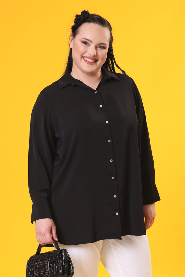 SHIRT WITH A SATIN FINISH