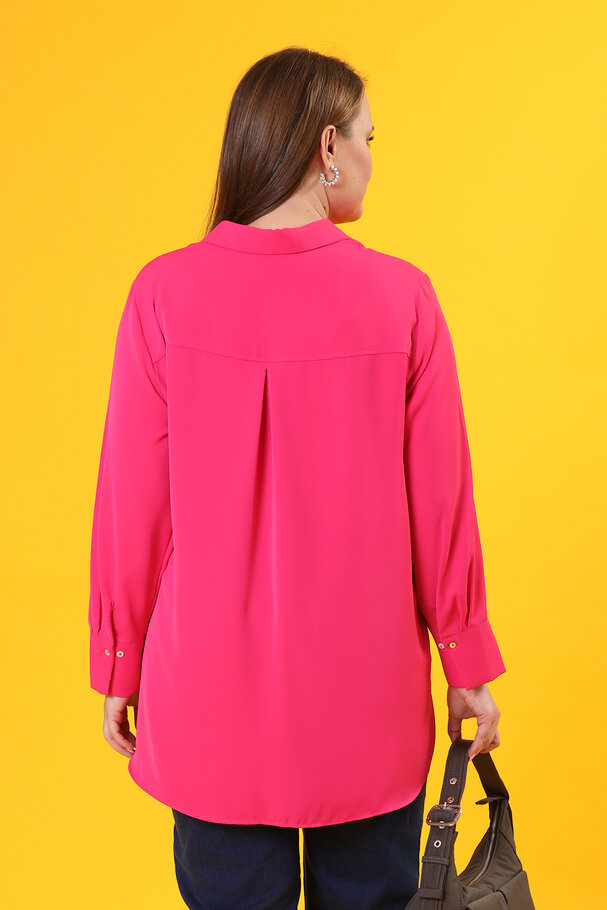 SHIRT WITH A SATIN FINISH