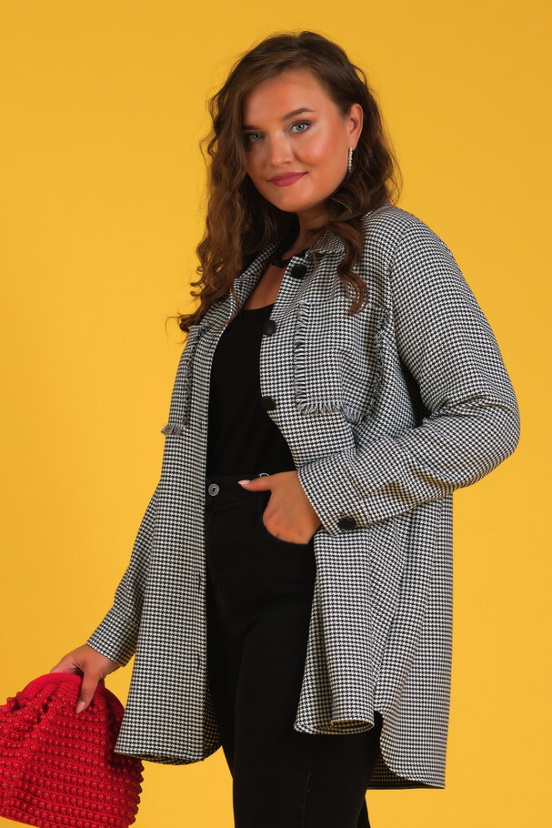 SHIRT WITH LEATHER BUTTONS