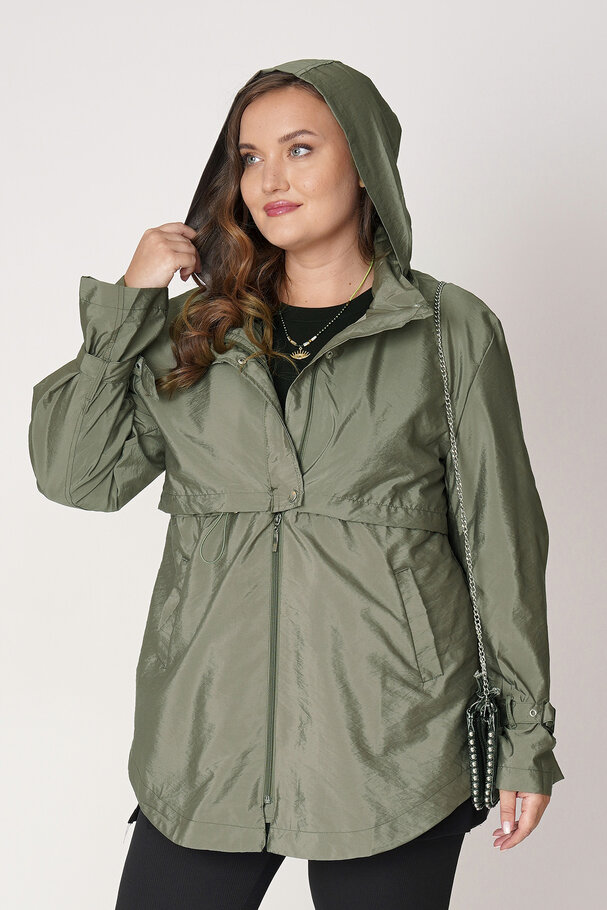 SHORT HOODED PARKA