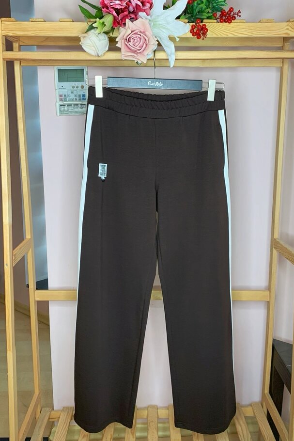 SIDE STRIPED JOGGER PANTS