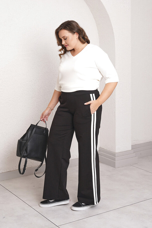 SIDE STRIPED JOGGER PANTS