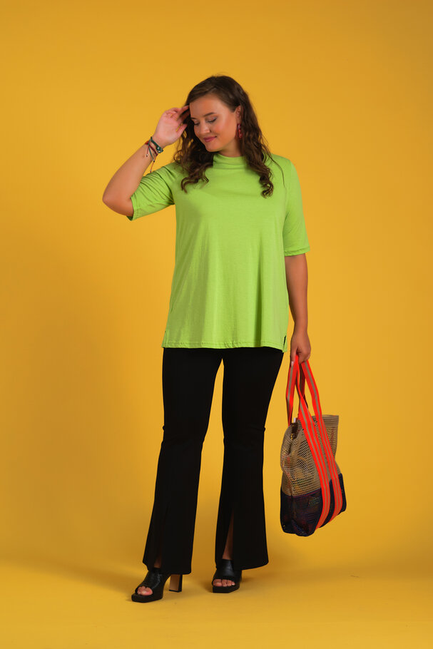 SIFIR YAKA BASİC T-SHIRT