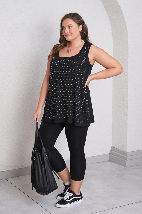 T-SHIRT WITH RHINESTONES