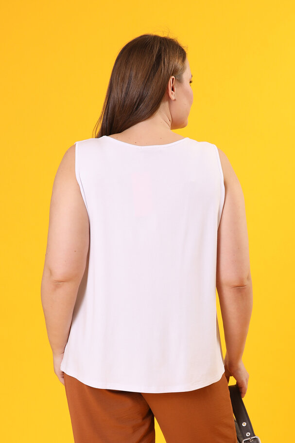 SLEEVELESS V-NECK TOP