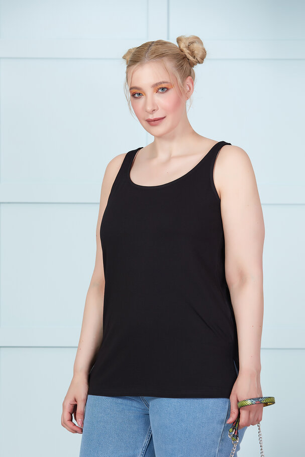 SLEEVELESS ROUND NECK TOP