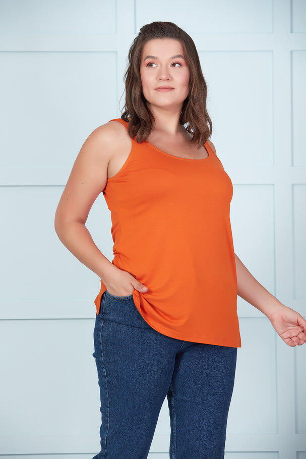 SLEEVELESS ROUND NECK TOP