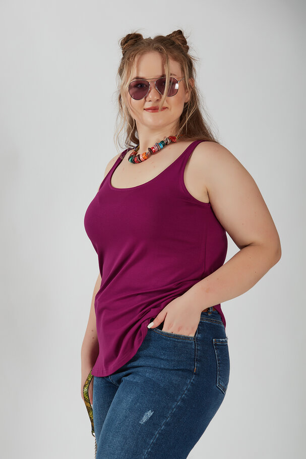 SLEEVELESS ROUND NECK TOP