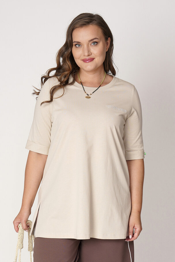 SLOGAN EMBROIDERED T-SHIRT