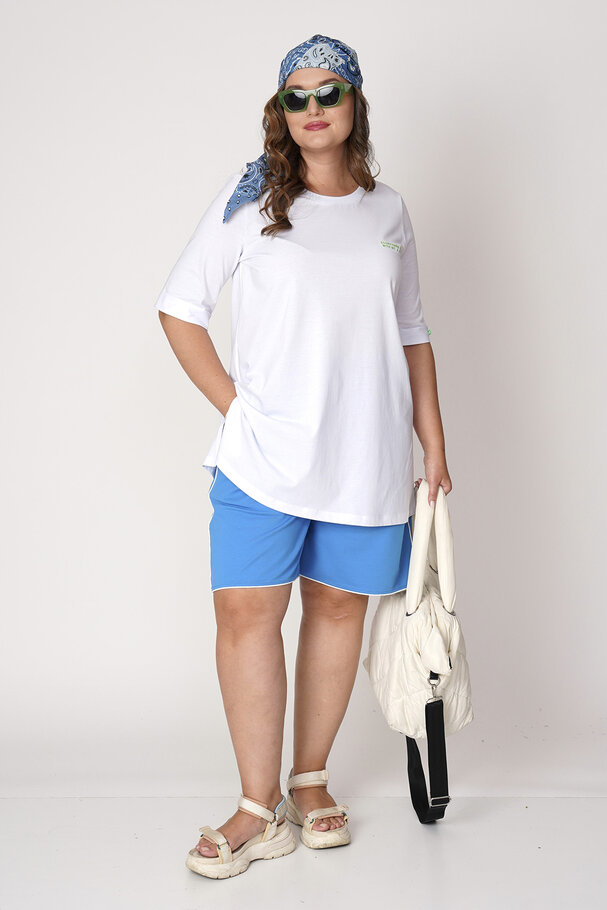 SLOGAN EMBROIDERED T-SHIRT