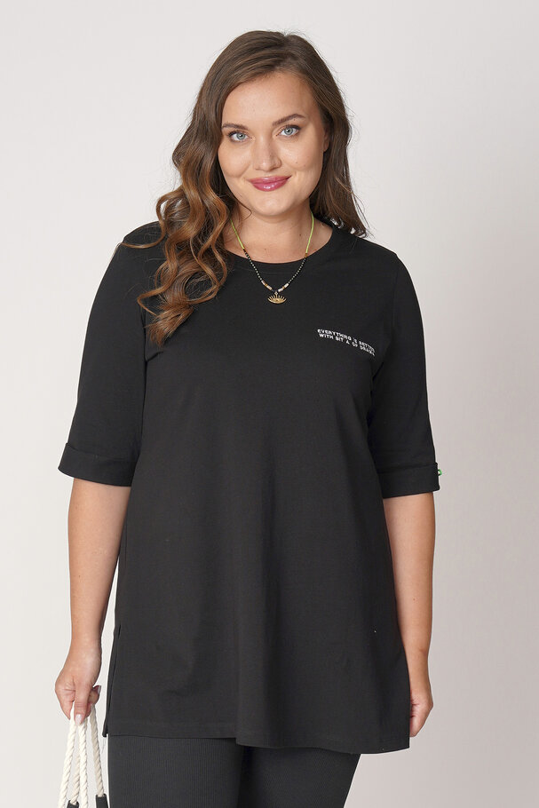 SLOGAN EMBROIDERED T-SHIRT