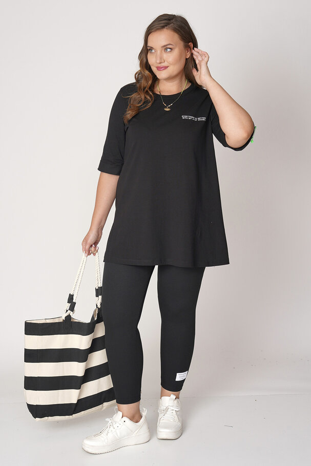 SLOGAN EMBROIDERED T-SHIRT