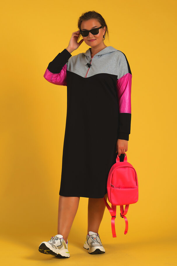 SPORTY CONTRAST DRESS