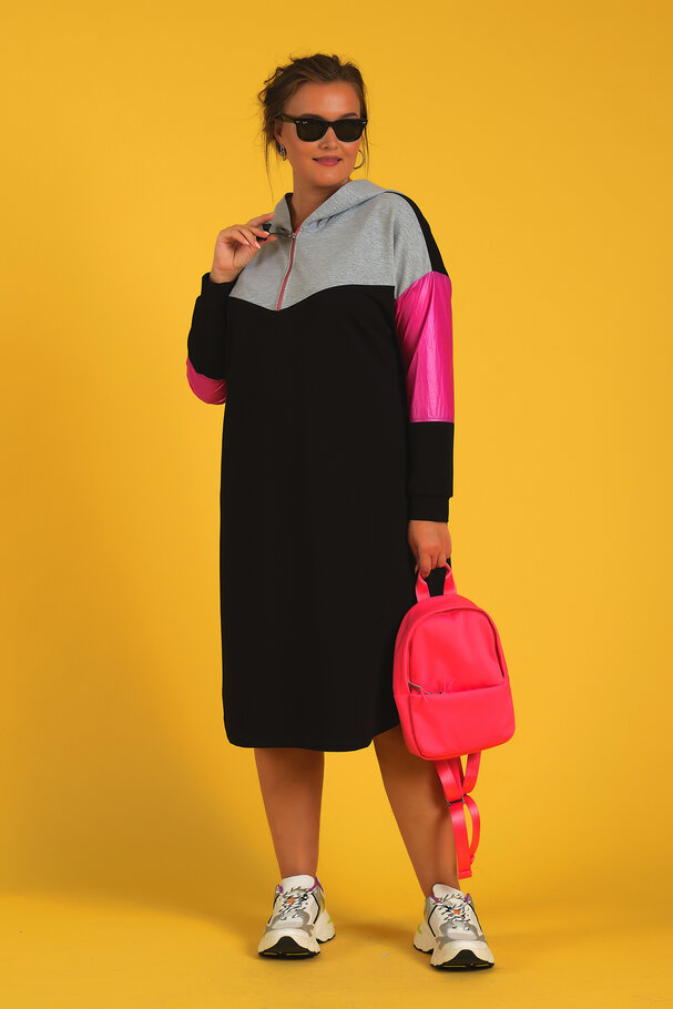 SPORTY CONTRAST DRESS