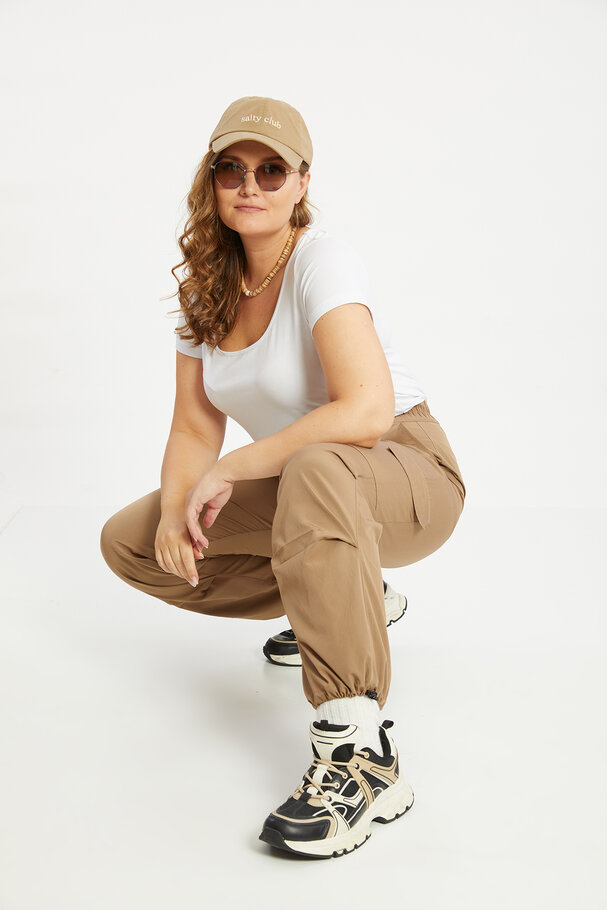 STRAIGHT-FIT CARGO TROUSERS