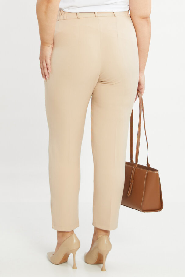 STRAIGHT-LEG MASCULINE TROUSERS