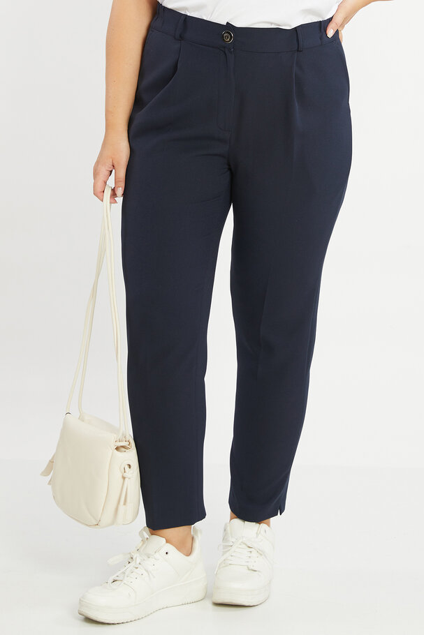 STRAIGHT-LEG MASCULINE TROUSERS