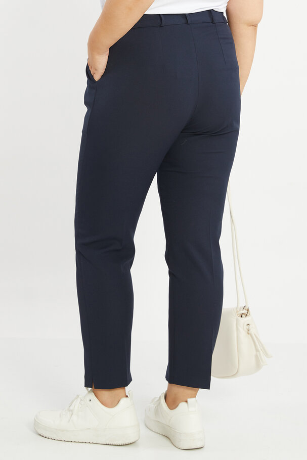 STRAIGHT-LEG MASCULINE TROUSERS