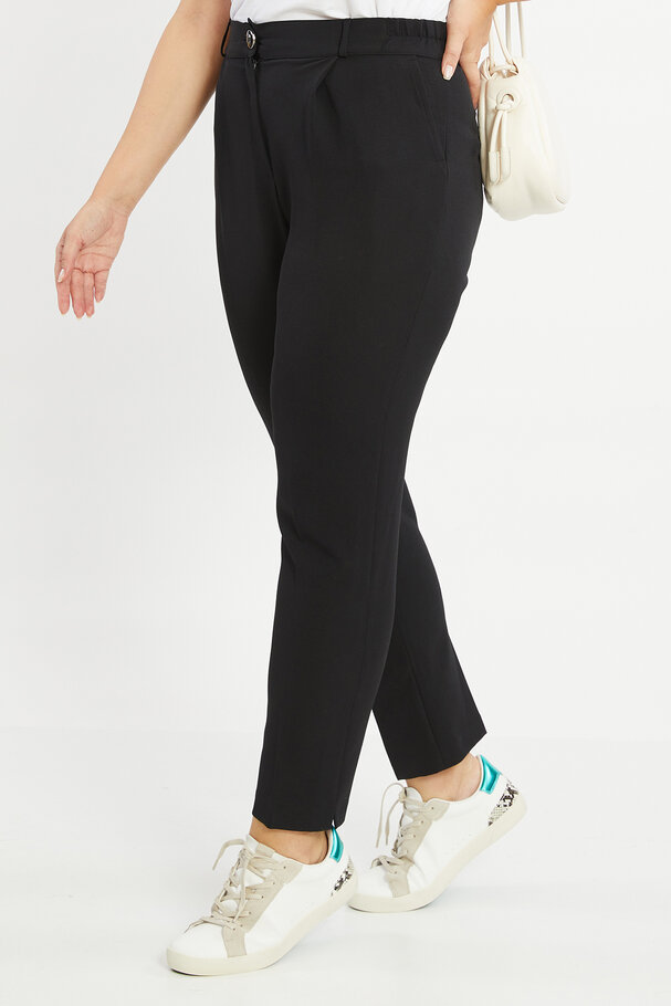 STRAIGHT-LEG MASCULINE TROUSERS