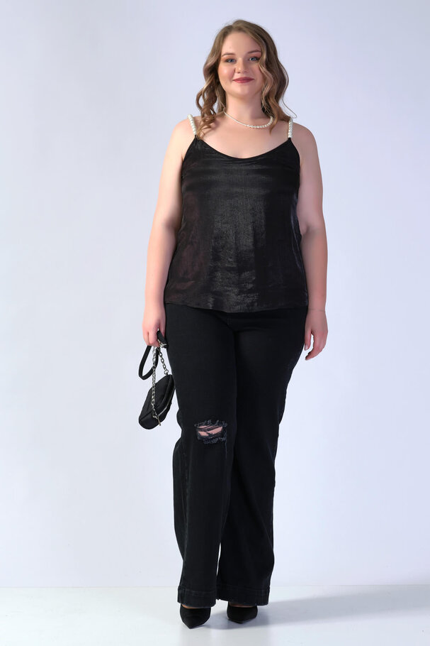 STRAPPY TOP WITH PEARL DETAIL