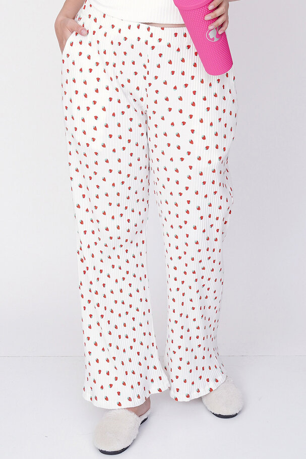 STRAWBERRY PRINT PYJAMA SET