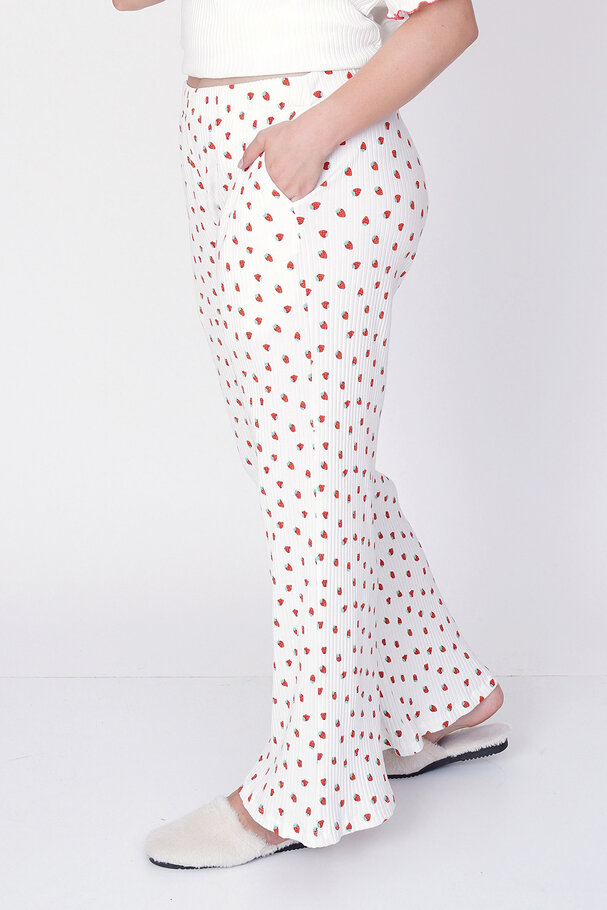 STRAWBERRY PRINT PYJAMA SET