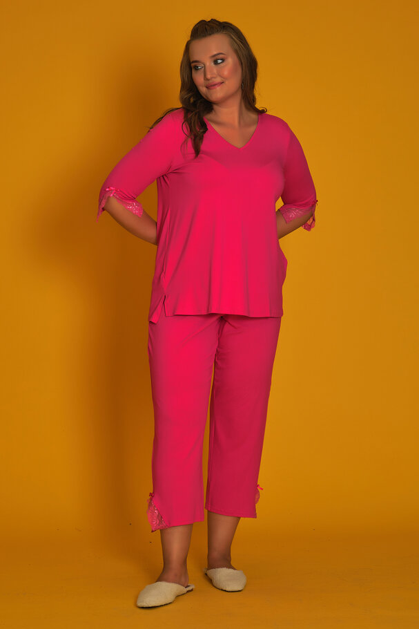 STRETCH PYJAMAS SET WITH LACE DETAIL