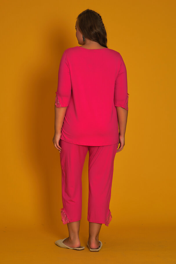 STRETCH PYJAMAS SET WITH LACE DETAIL