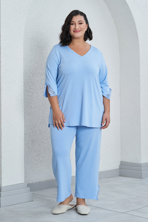 STRETCH PYJAMAS SET WITH LACE DETAIL