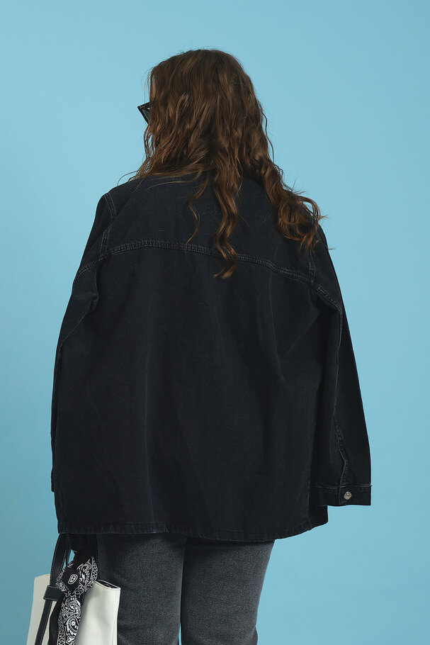 STUDDED DENIM JACKET