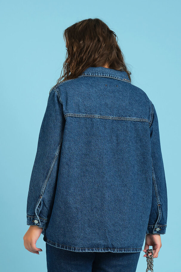 STUDDED DENIM JACKET