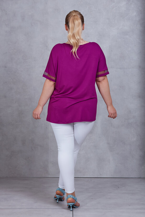 T-shirt with tulle detail