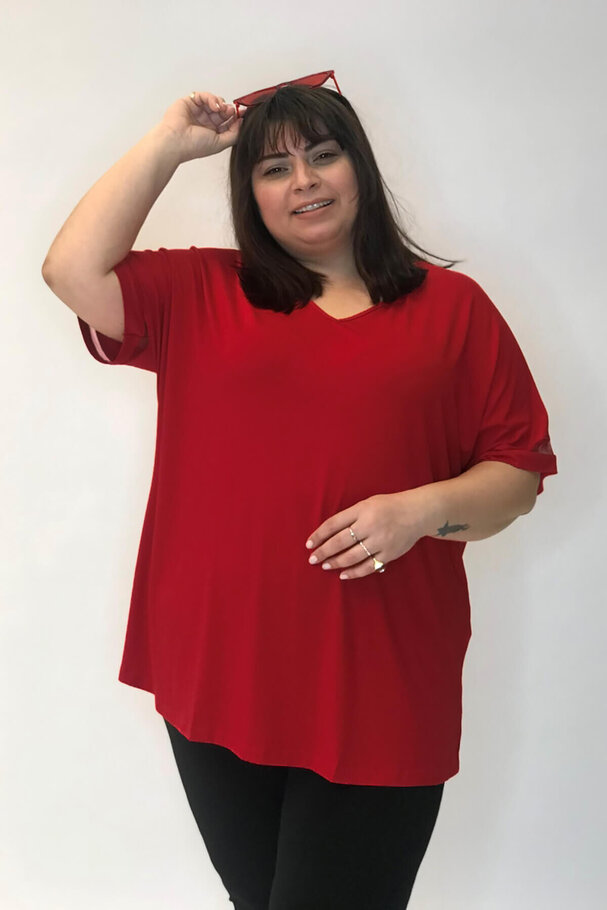 T-shirt with tulle detail