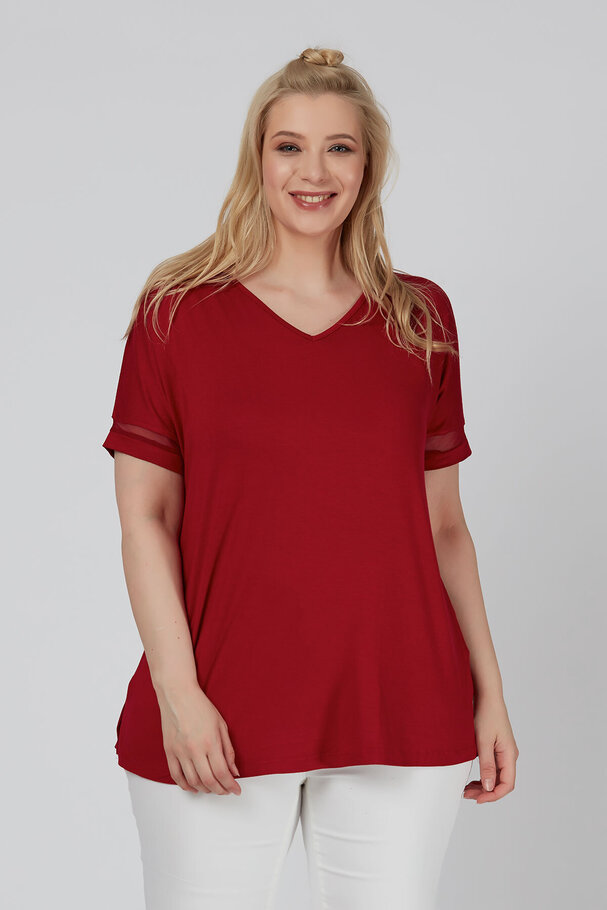 T-shirt with tulle detail