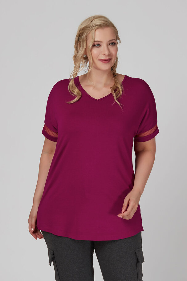 T-shirt with tulle detail