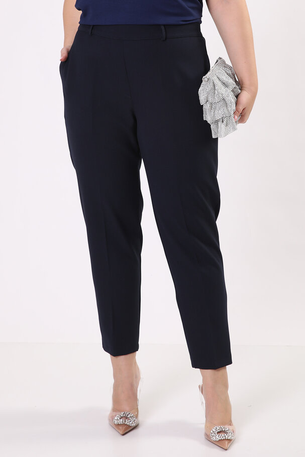 TAILORED TROUSERS