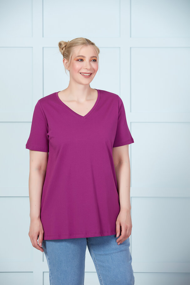 V-NECK BASIC T-SHIRT