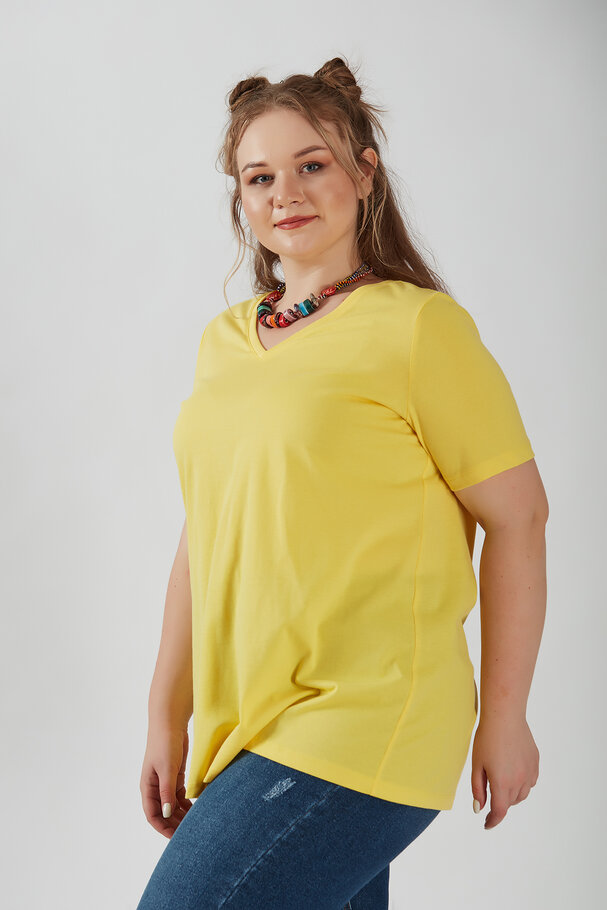 V-NECK BASIC T-SHIRT