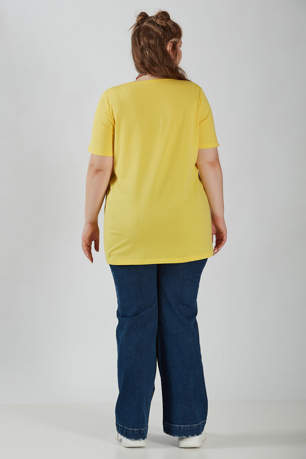 V-NECK BASIC T-SHIRT