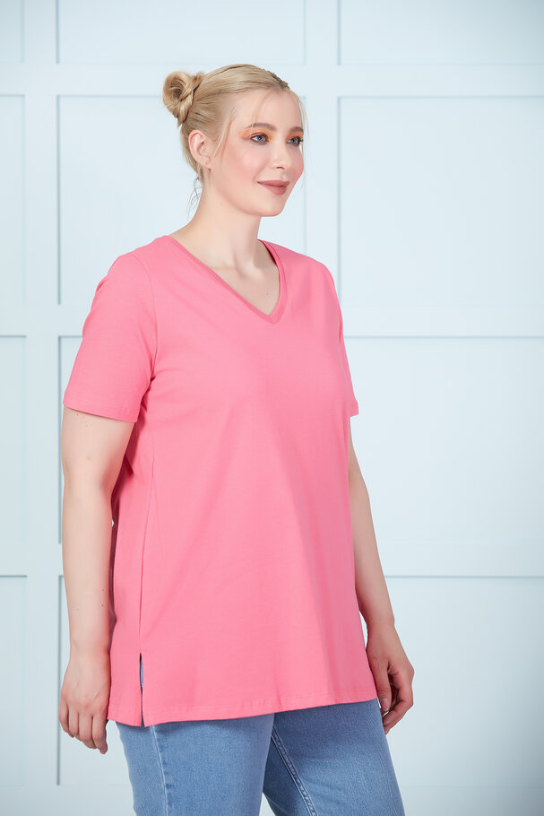 V-NECK BASIC T-SHIRT