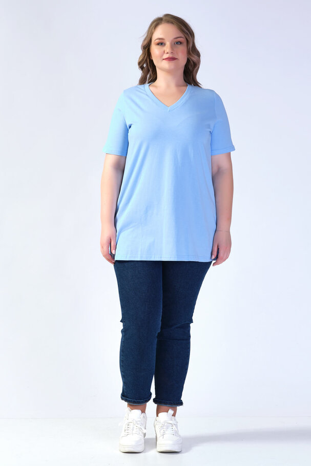 V-NECK BASIC T-SHIRT